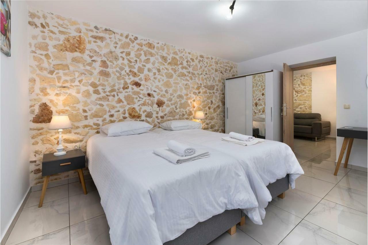 Wave Apartment Chania  ภายนอก รูปภาพ